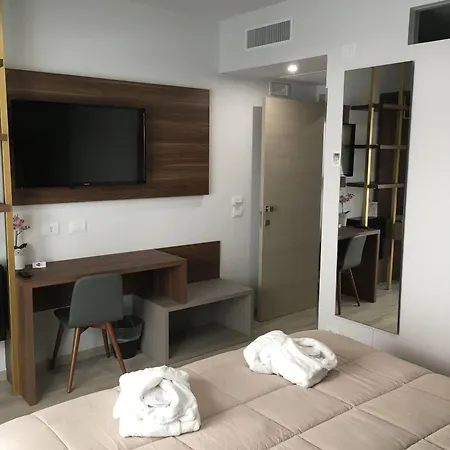 Hotell 8room CTA