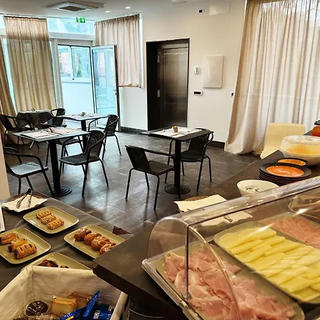 8room Hotel Catânia