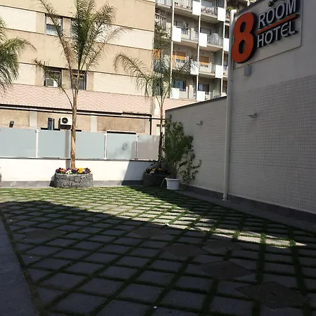 8room Ξενοδοχείο 3*