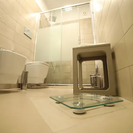 Ξενοδοχείο 8room