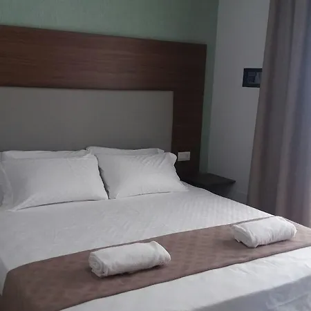Hotel 8room 3*