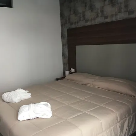 8room Hotel Catania