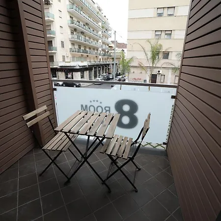 Hotell 8room 4*